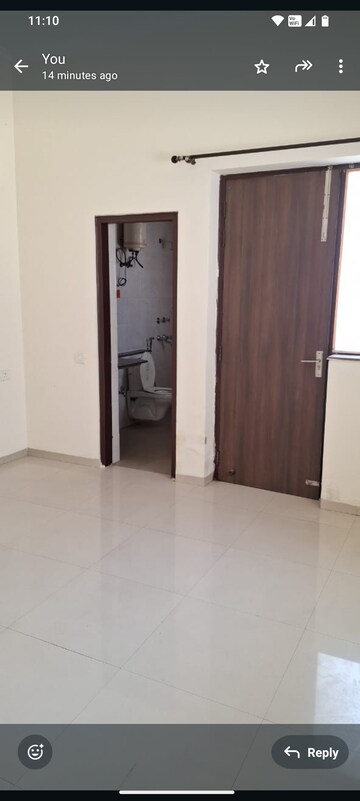 Room in 6 BHK Independent House at RWA Apartments Sector 39, Sector 39 – for Sale
