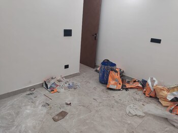 3 BHK Builder Floor for Sale in Govindpuri, Delhi