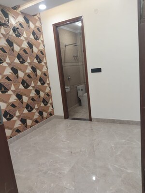 Bedroom in 3 BHK Builder Floor at RWA Kalkaji DDA Flats L1 & L2, Govindpuri – for Sale