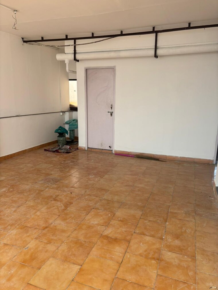 Room, safdarjung enclave 3 Bedroom 1800 Sq.Ft. Builder Floor In Safdarjung Enclave Delhi 9435754