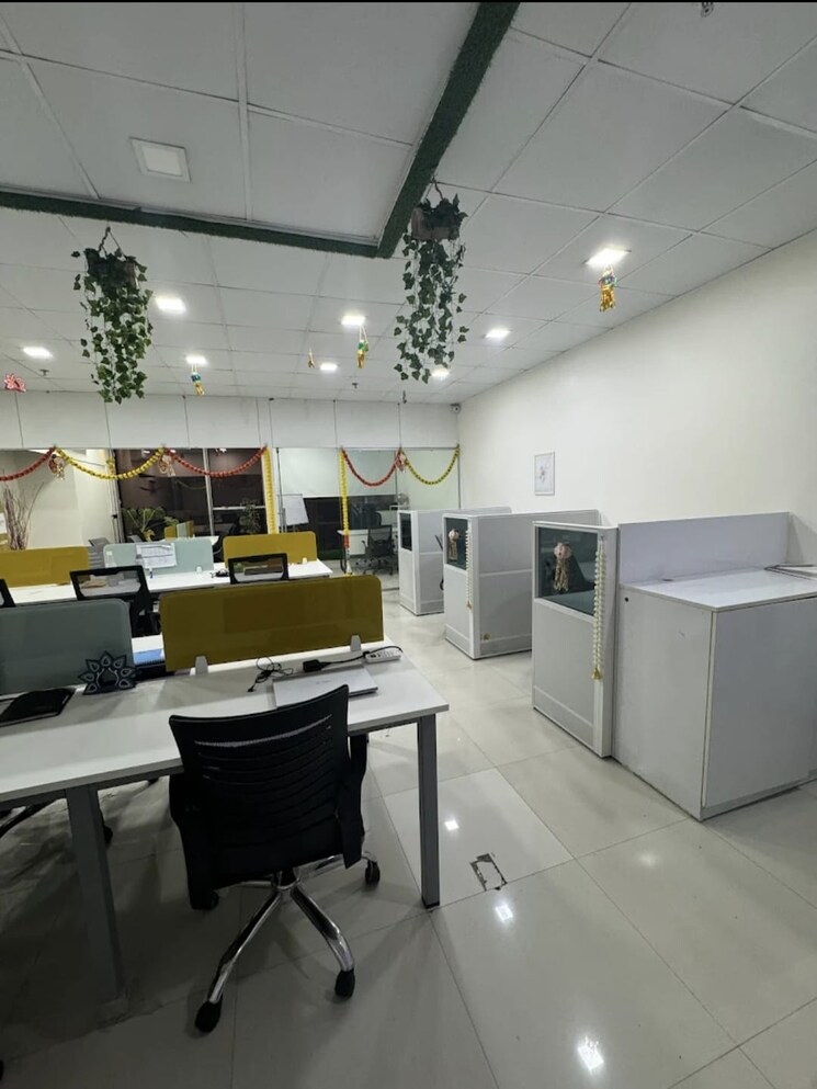 Team Area, arihant-aura Commercial Office Space 1500 Sq.Ft. In Turbhe Navi Mumbai 9435771
