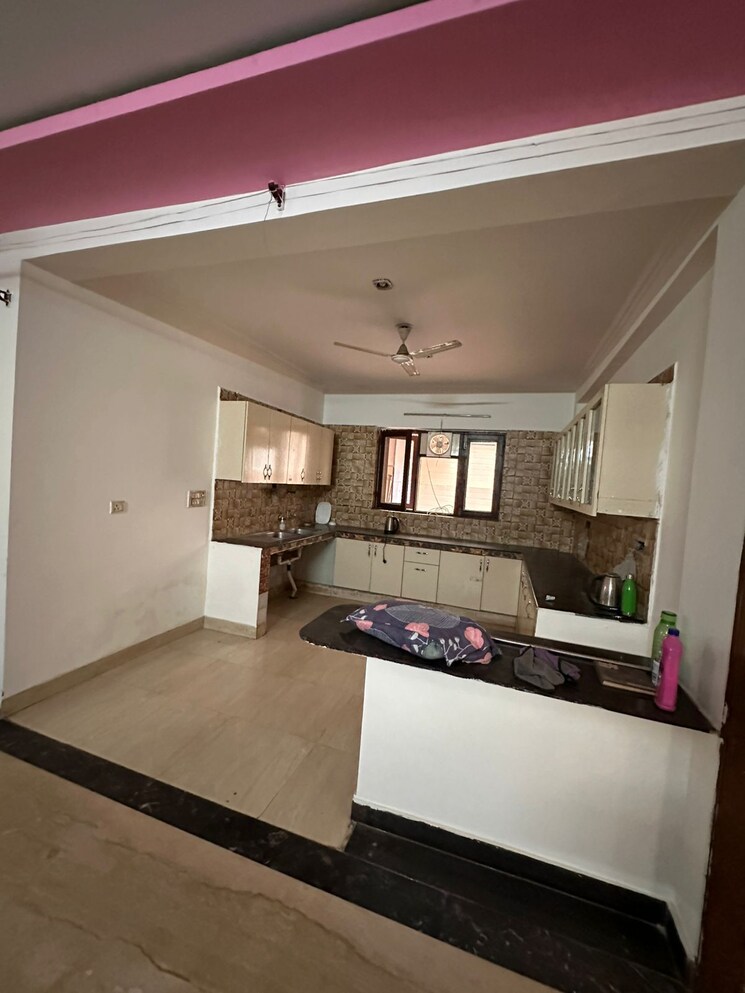 Kitchen, sector 37 3 Bedroom 1500 Sq.Ft. Builder Floor In Sector 37 Faridabad 9435843