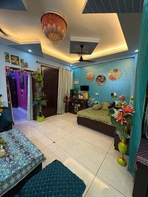 Bedroom in 2.5 BHK Builder Floor at Capital Royal Casa, Gms Road – for Sale