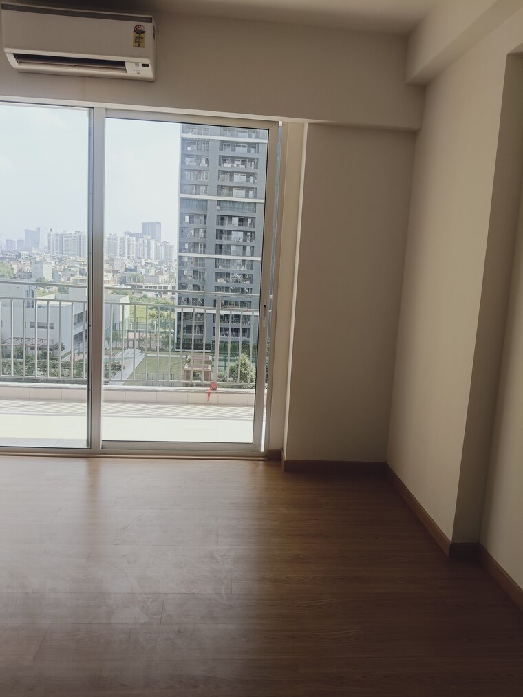 Room, godrej-woods 3 Bedroom 2088 Sq.Ft. Apartment In Sector 43 Noida 9435860