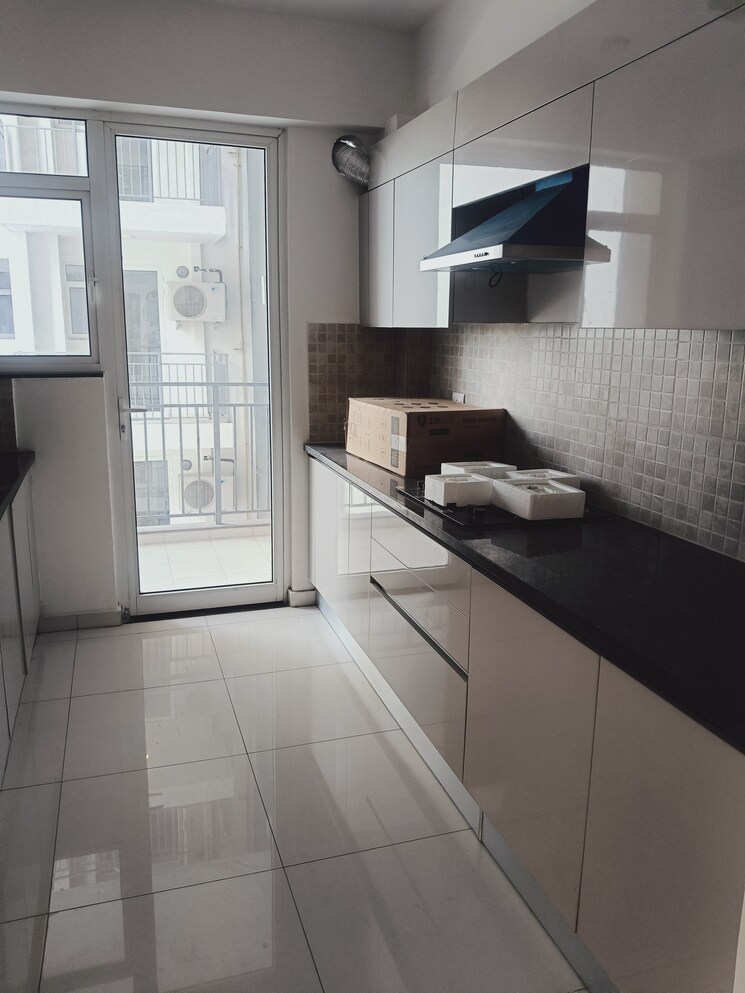 Kitchen, godrej-woods 3 Bedroom 2088 Sq.Ft. Apartment In Sector 43 Noida 9435860