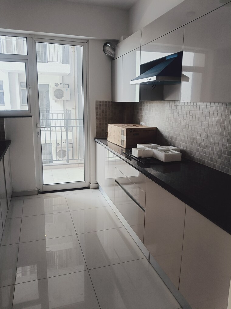 Kitchen, godrej-woods 3 Bedroom 2088 Sq.Ft. Apartment In Sector 43 Noida 9435860