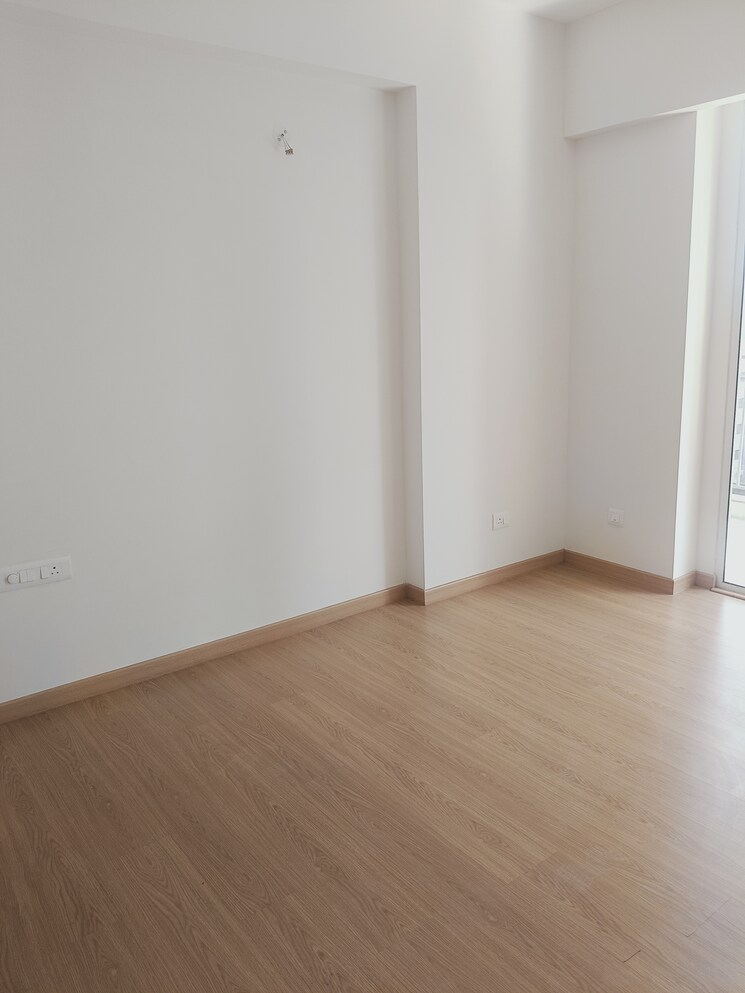 Room, godrej-woods 3 Bedroom 2088 Sq.Ft. Apartment In Sector 43 Noida 9435860
