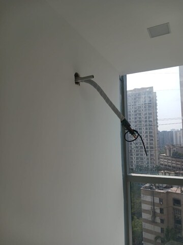 Furnished Amenities in  Office Space at Wadhwa The Gateway, Mulund West – for Rent