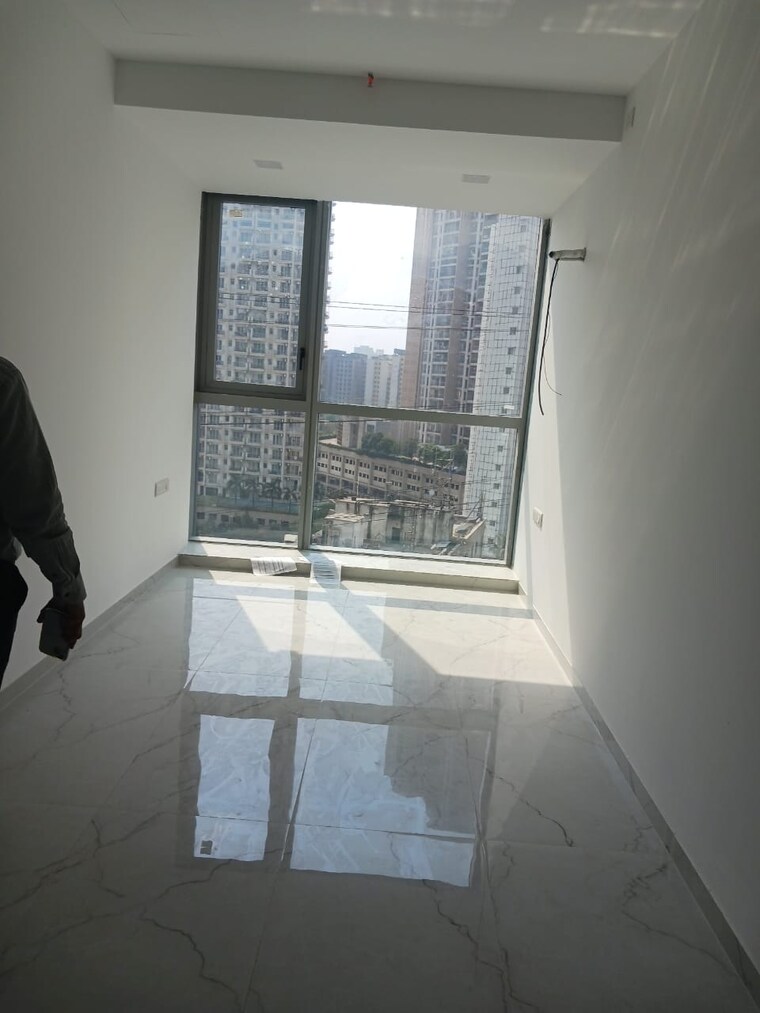 Kitchen, wadhwa-the-gateway Commercial Office Space 500 Sq.Ft. In Mulund West Mumbai 9435867