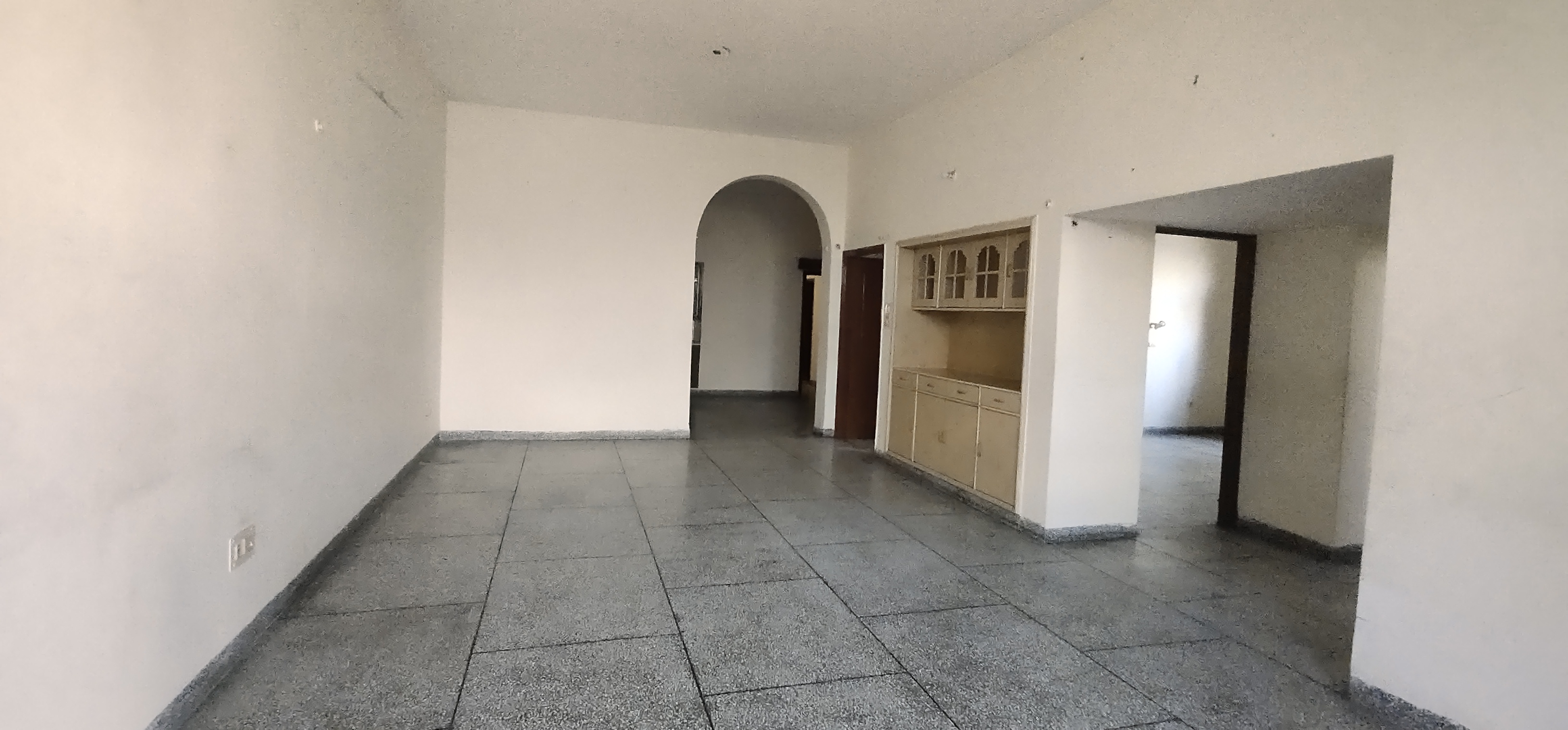 6 BHK + Servant Room Independent House For Rent in Independent House