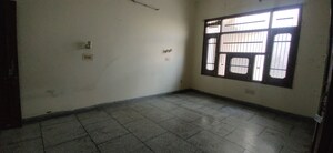 Room in 6 BHK Independent House at Sector 2 – for Rent