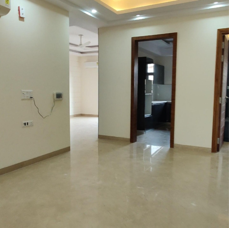 Room, auram-floor 3 Bedroom 2200 Sq.Ft. Builder Floor In South City 2 Gurgaon 9435873