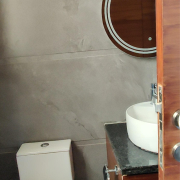 Bathroom in 3 BHK Builder Floor at Auram Floor, South City 2 – for Rent