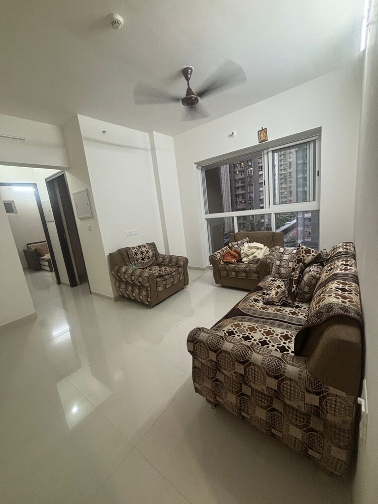 Living Room, lodha-amara 1 Bedroom 453 Sq.Ft. Apartment In Kolshet Road Thane 9435917