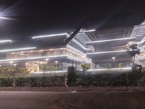  Shop – Exterior View View at SKA Arcadia, Wave City - for Sale