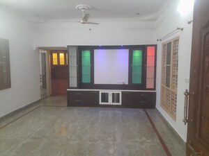 Room in 2 BHK Builder Floor at Nri Layout – for Rent