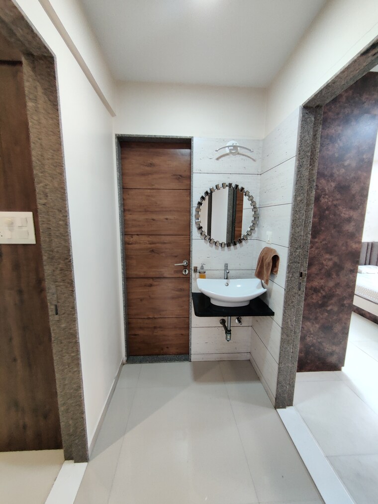 Washroom, althan 4 Bedroom 2800 Sq.Ft. Apartment In Althan Surat 9436010