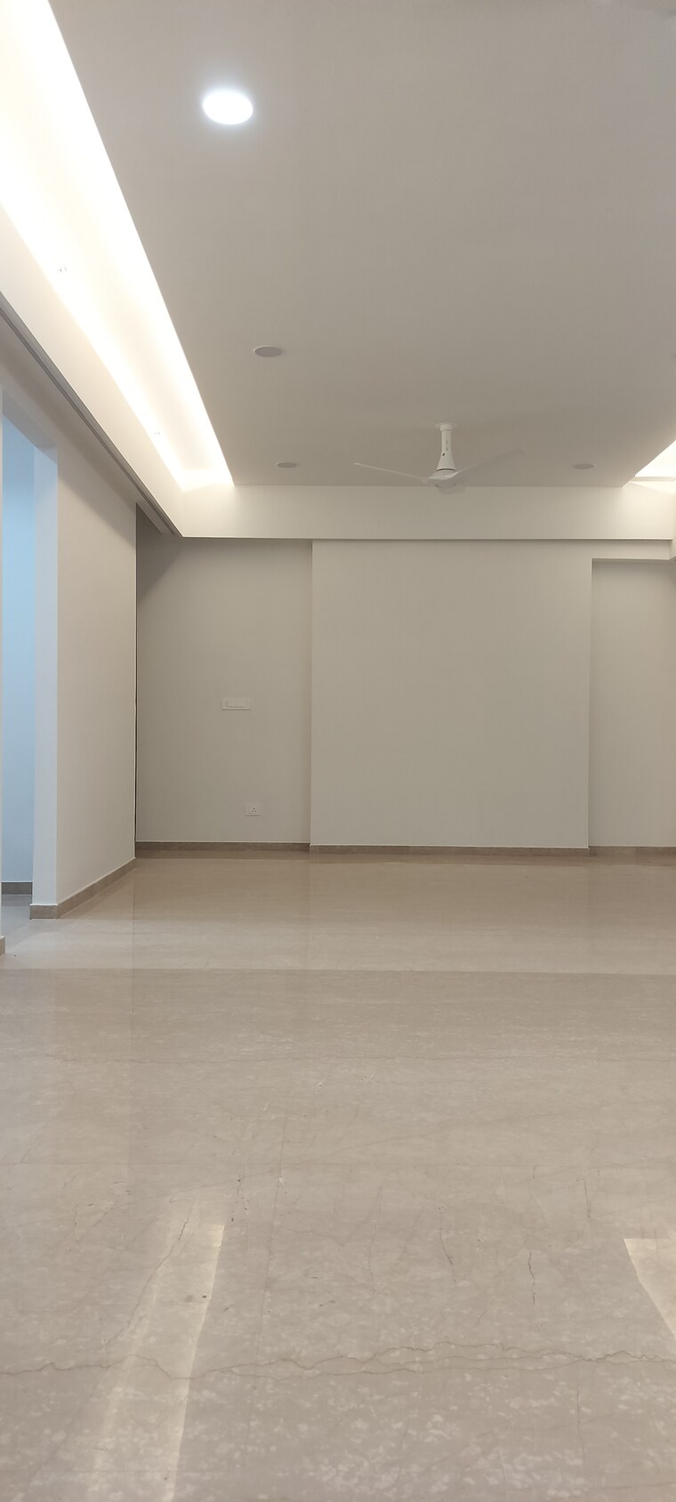 Room, adani-ten-bkc 2 Bedroom 900 Sq.Ft. Apartment In Bandra East Mumbai 9435959