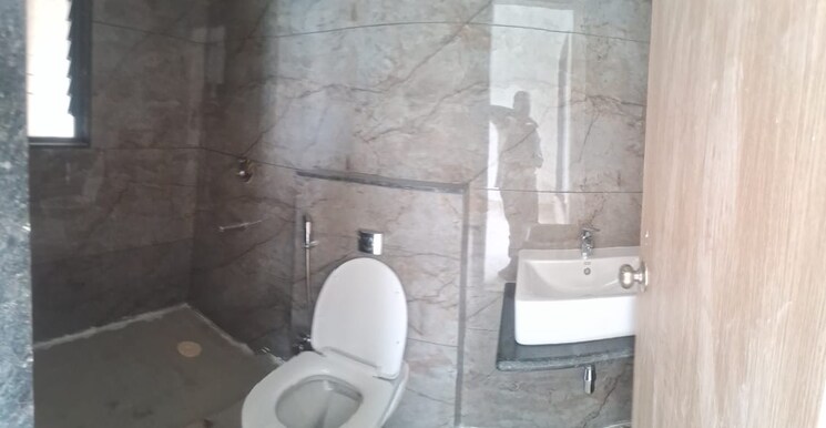 Bathroom, sankla-sommet 3 Bedroom 950 Sq.Ft. Apartment In Bhugaon Pune 9435951