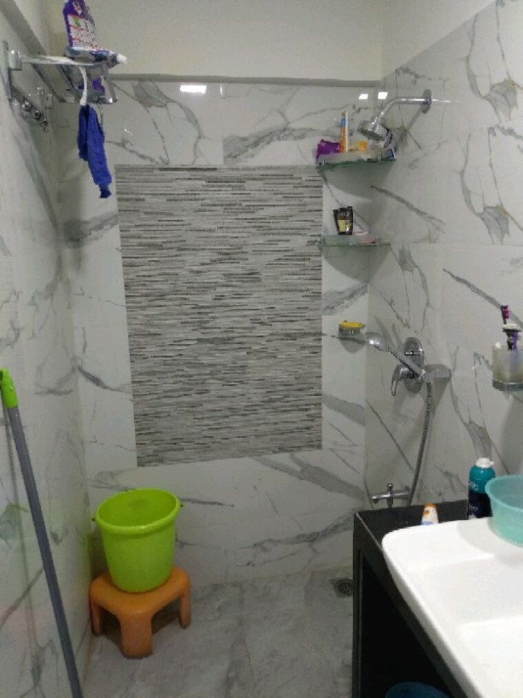 Bathroom, sher-e-punjab 3 Bedroom 1800 Sq.Ft. Apartment In Andheri East Mumbai 9436008