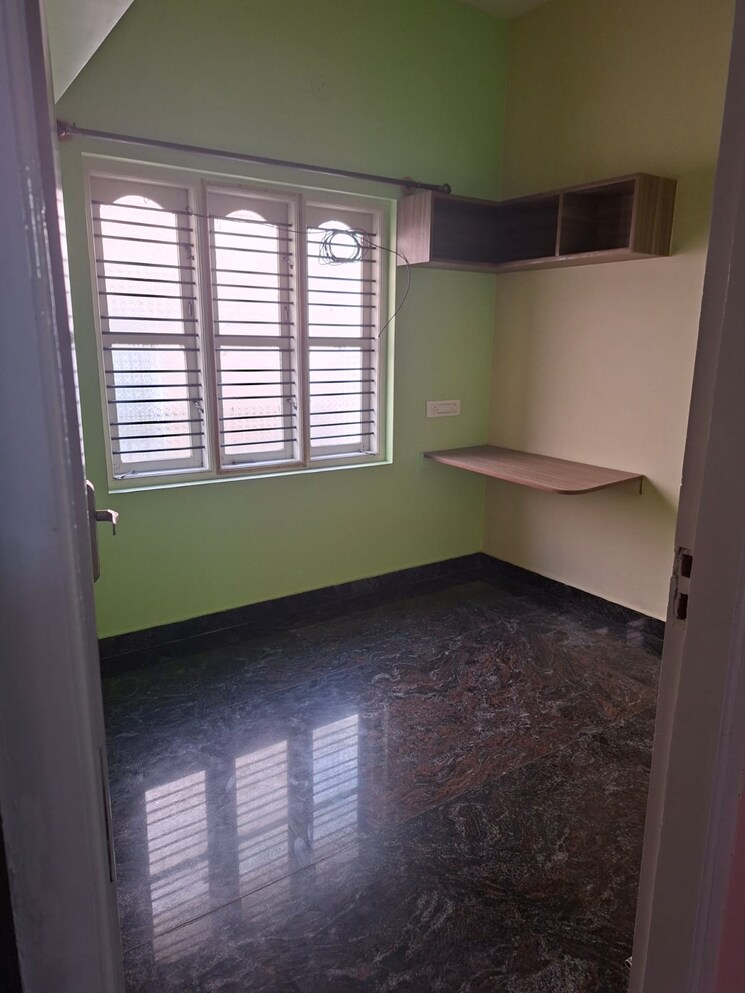 Room, anandapura 3 Bedroom 1500 Sq.Ft. Builder Floor In Anandapura Bangalore 9435995