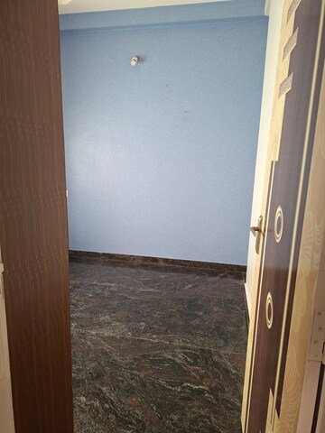 Room in 3 BHK Builder Floor at Anandapura – for Rent
