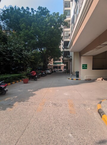 2 BHK Apartment – Exterior View View at Eros Kenwood Tower, Sector 39 - for Sale