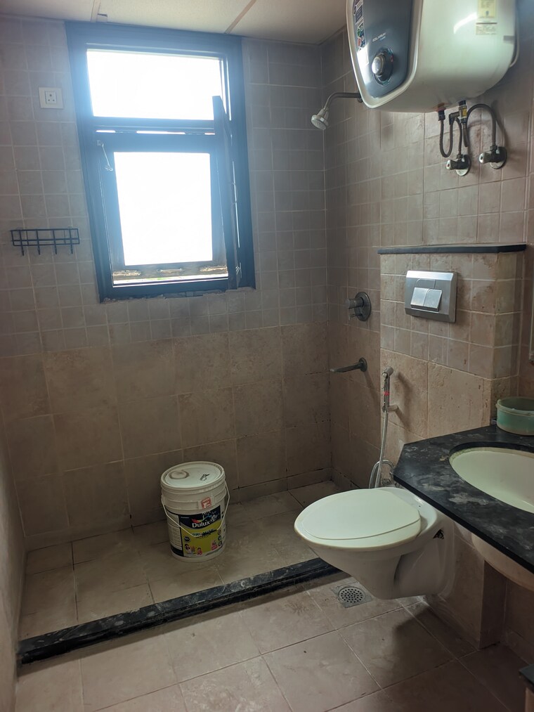 Bathroom, eros-kenwood-tower 2 Bedroom 1283 Sq.Ft. Apartment In Sector 39 Faridabad 9436025