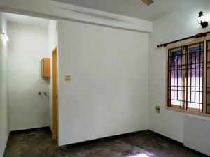 2 BHK Builder Floor For Sale in Chattarpur