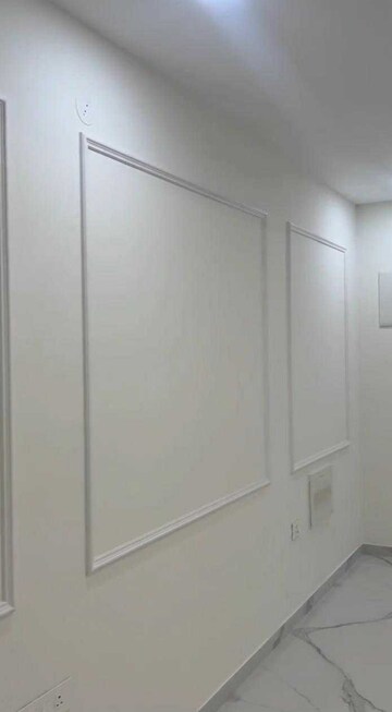 Room in 4 BHK Apartment at DSR The Classe, Narsingi – for Rent