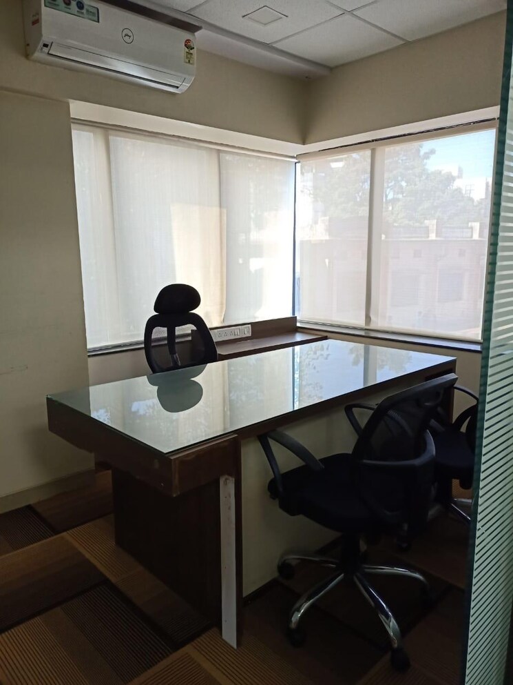 undefined, vijay nagar Commercial Office Space 715 Sq.Ft. In Vijay Nagar Indore 9436093