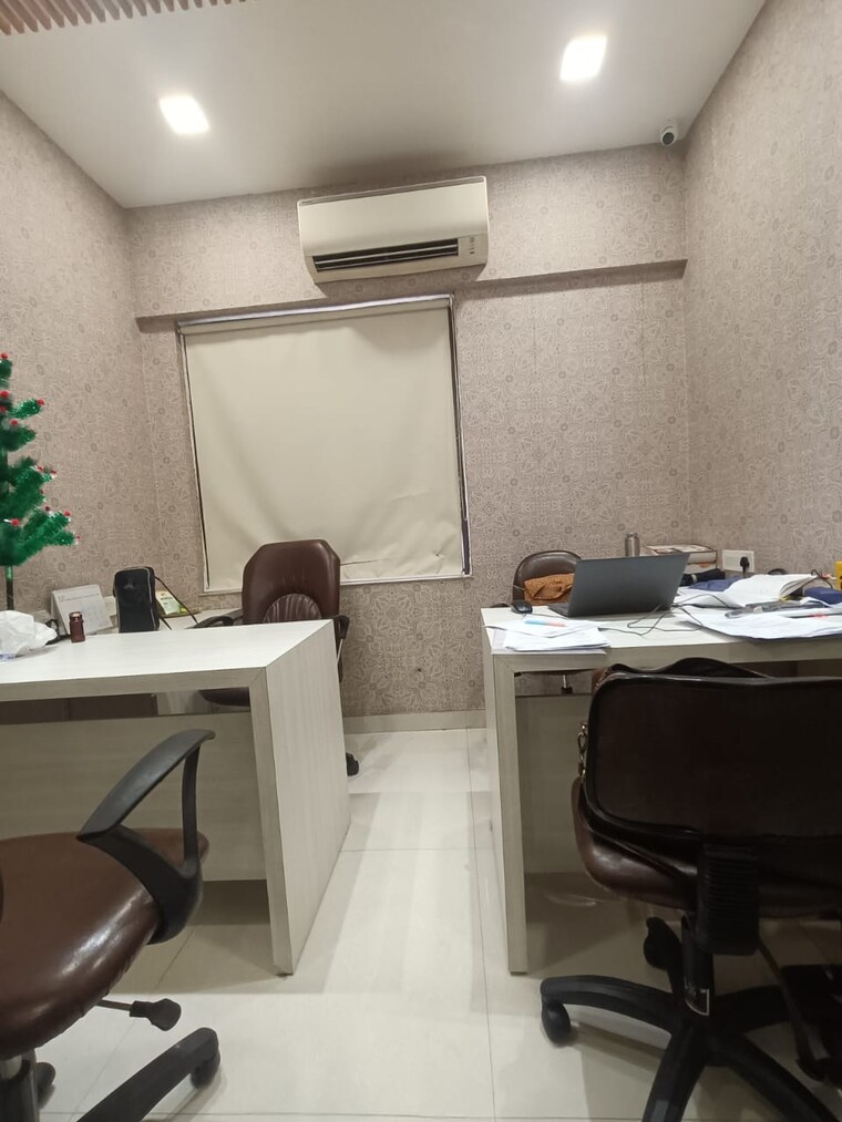 Team Area, lal bazar Commercial Office Space 400 Sq.Ft. In Lal Bazar Kolkata 9436106