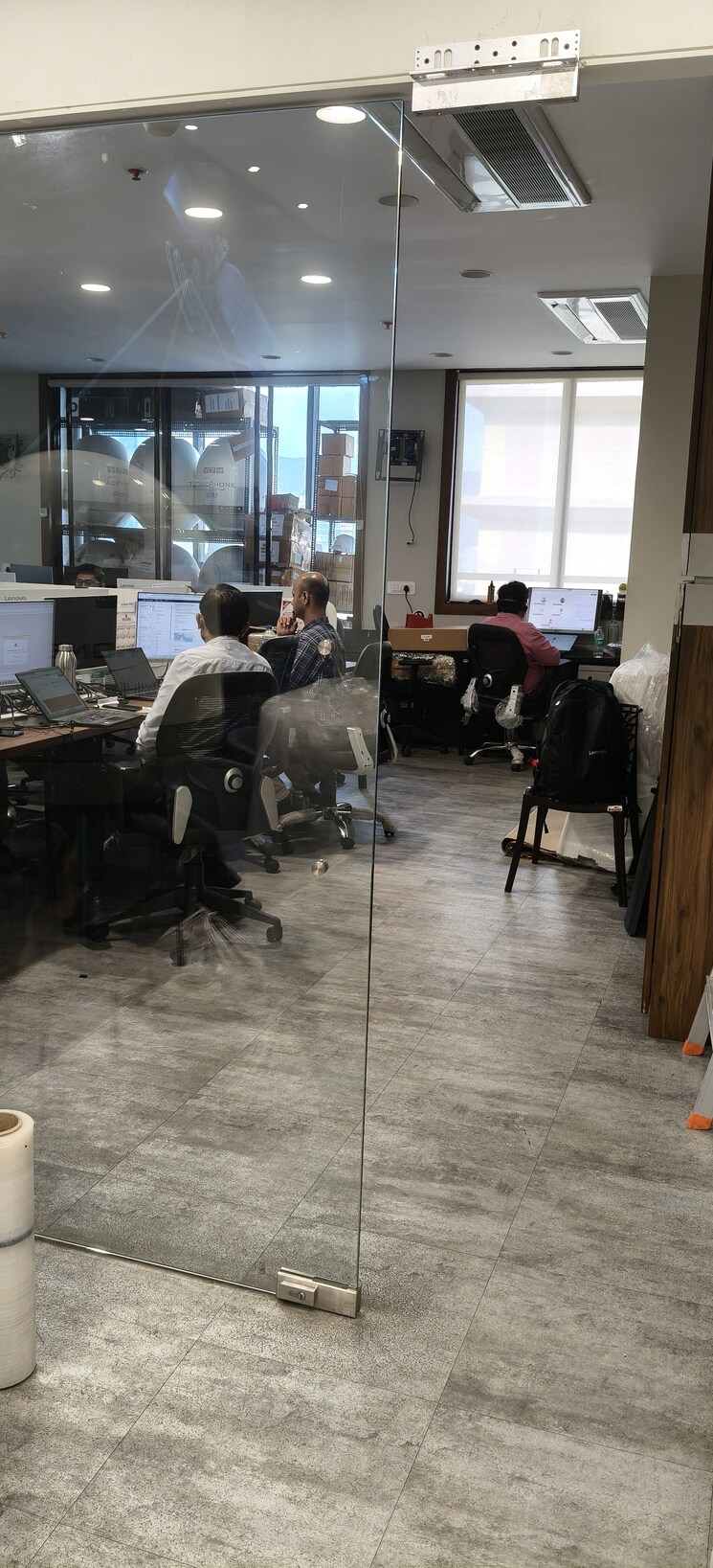  Parking, real-tech-park Commercial Office Space 2600 Sq.Ft. In Vashi Sector 30a Navi Mumbai 9436178