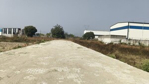  Industrial Plot For Sale in Raj Harsh Vihar, Chipiyana Buzurg