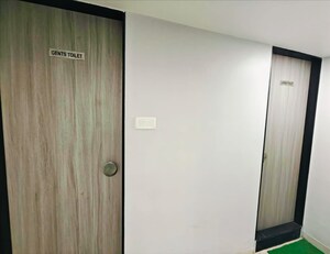 Room in  Office Space at Bandra Kurla Complex – for Rent