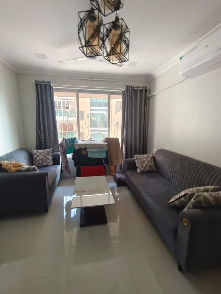 Living Room, anand-nagar-society 1 Bedroom 500 Sq.Ft. Apartment In Juhu Mumbai 9416467