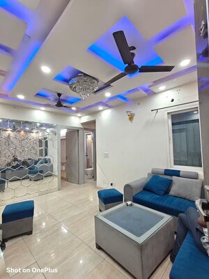 Master Bedroom in 3 BHK Apartment at Gaur City 2 - 14th Avenue, Sector 16c Greater Noida – for Rent