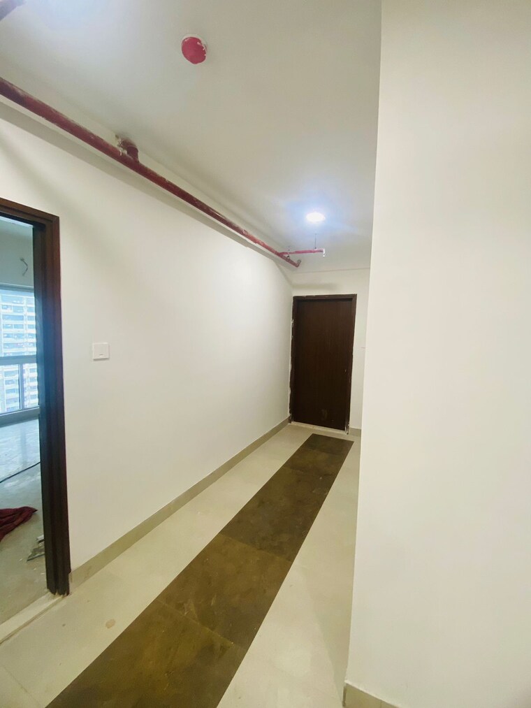 Room, omkar-signet 1 Bedroom 333 Sq.Ft. Apartment In Malad East Mumbai 9436228