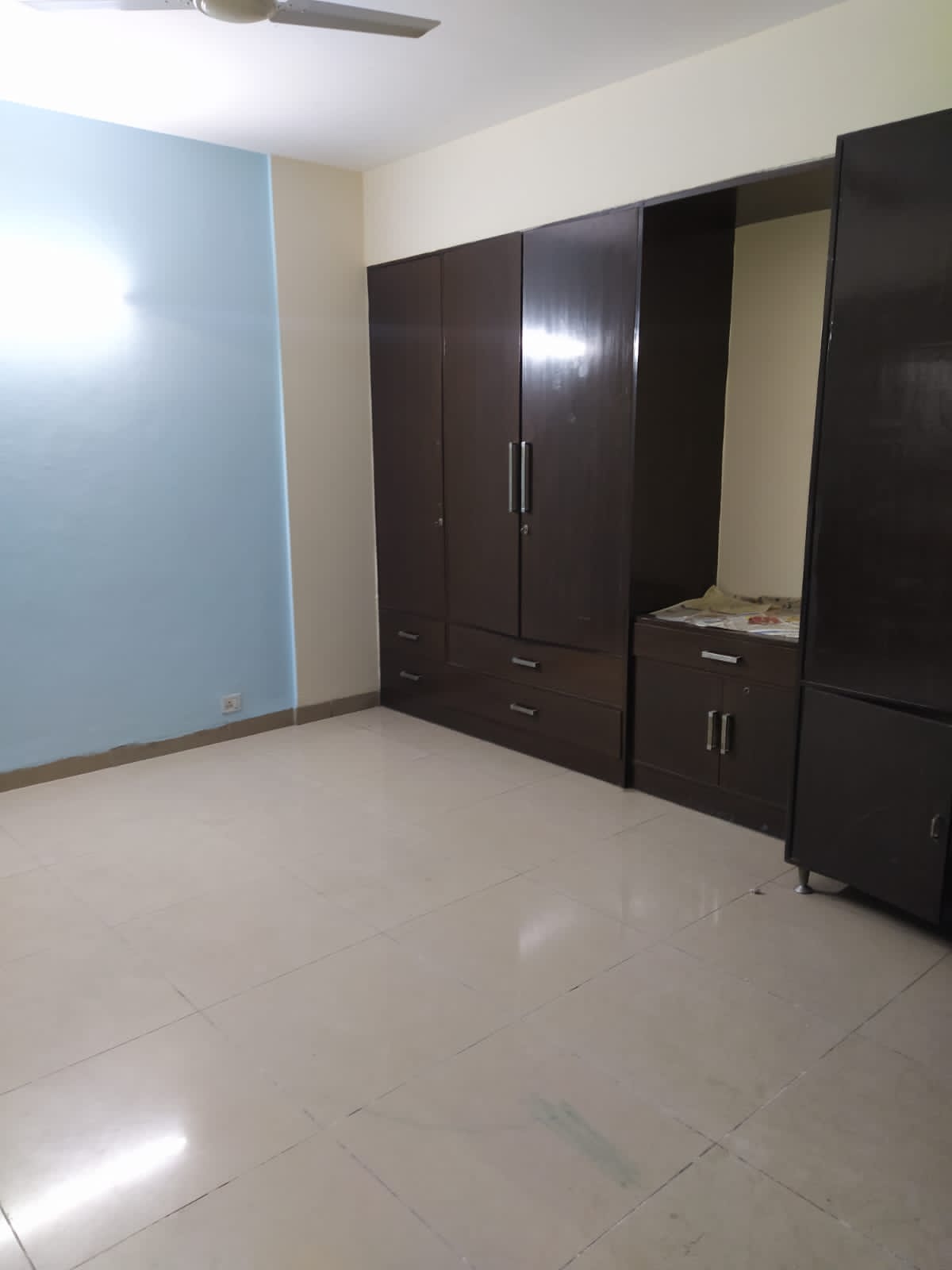 4 BHK + Servant Room 2107 Sq.Ft. Apartment in Eros Kenwood Tower