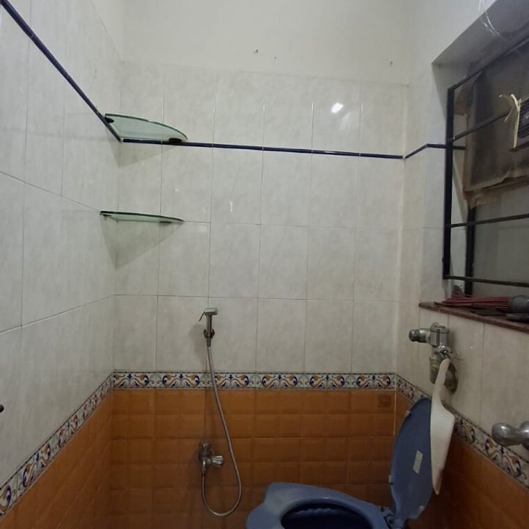Bathroom, sheth-vasant-marvel 2 Bedroom 650 Sq.Ft. Apartment In Devala Pada Mumbai 9436224