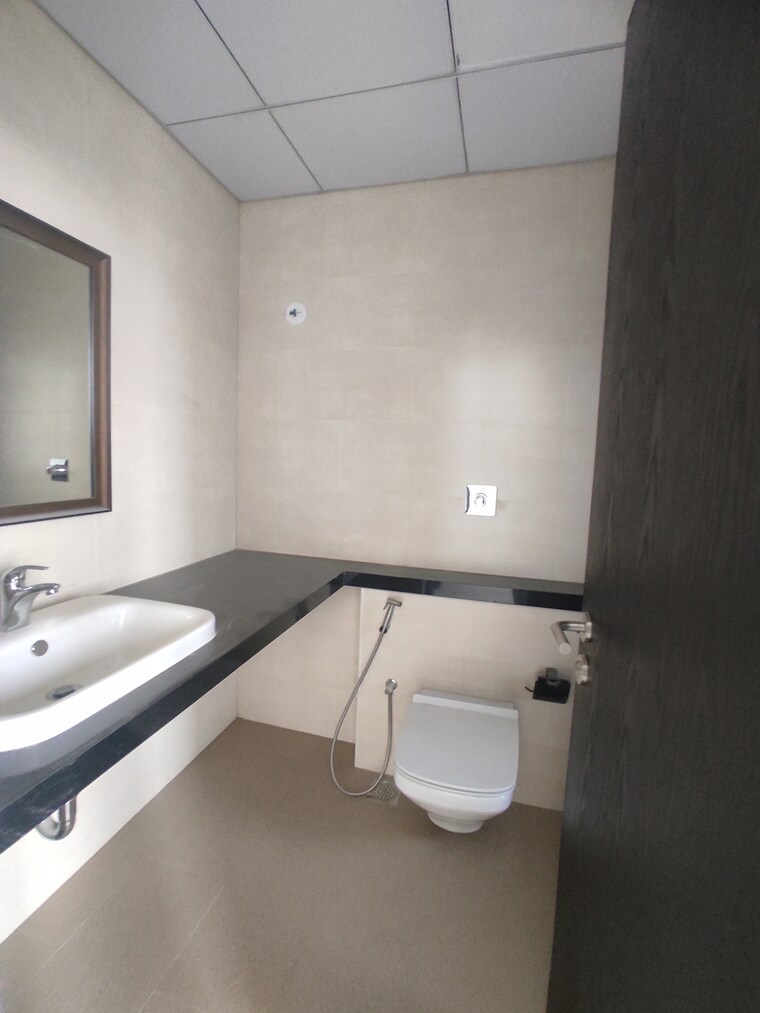 Bathroom, sobha-city-gurgaon 3 Bedroom 2342 Sq.Ft. Apartment In Sector 108 Gurgaon 9436227