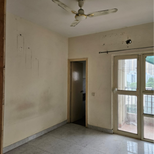 Room in 3 BHK Apartment at GLS Avenue 51, Sector 92 – for Rent