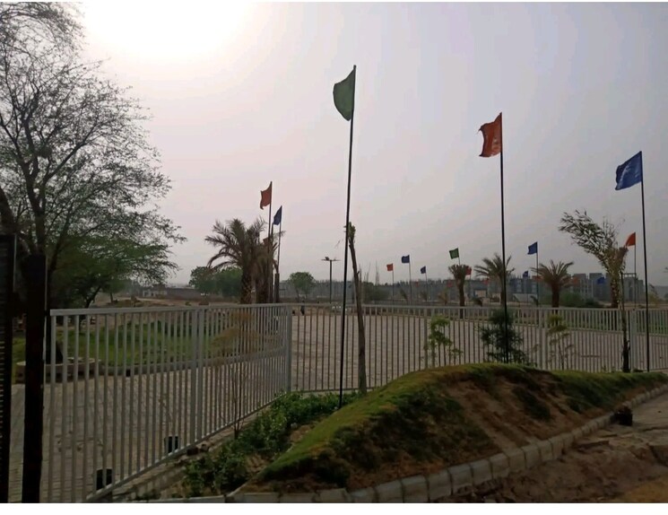 Exterior View, rof-normanton-park  167 Sq.Yd. Plot In Sohna Sector 36 Gurgaon 9436236