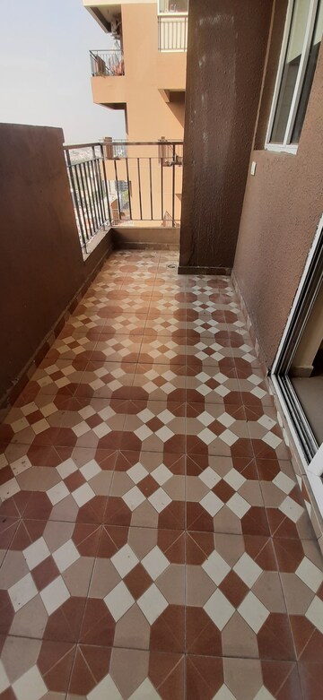 Kitchen in 2 BHK Apartment at Landcraft Golflinks Plaza, Pandav Nagar – for Sale