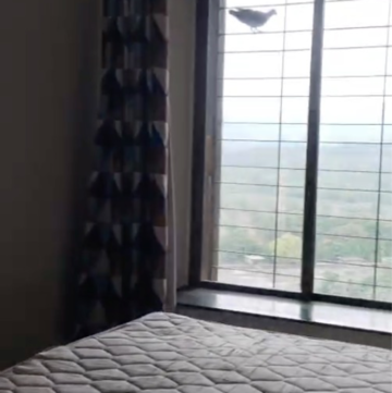 Room in 2 BHK Apartment at Ekta Meadows, Khatau Estate – for Rent