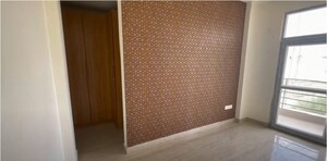 Room in 3 BHK Builder Floor at Sector 57 – for Rent