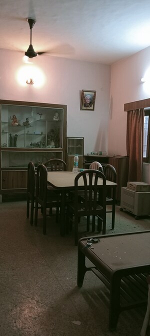 Gym in 5 BHK Independent House at Alambagh – for Sale