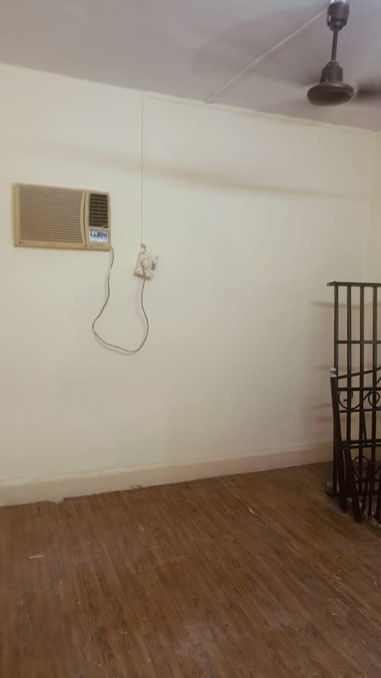 Room, shiv-kripa-chs 1 RK 350 Sq.Ft. Apartment In Diva Thane 9436336