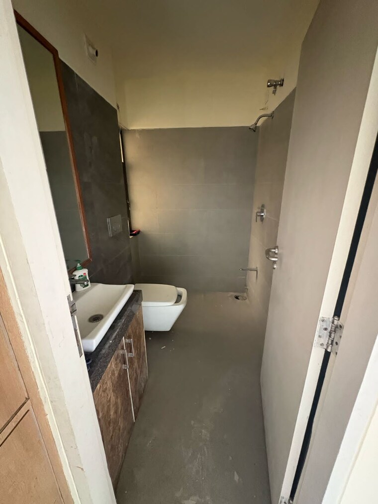 Bathroom, satellite 3 Bedroom 2700 Sq.Ft. Apartment In Satellite Ahmedabad 9436345