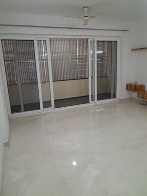 Room in 3 BHK Builder Floor at Koramangala – for Rent